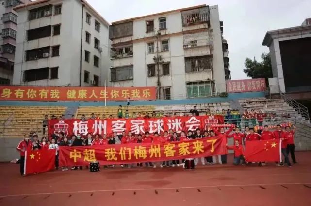 如此一来，叶家以后一定会被万破军折磨到焦头烂额甚至家破人亡，到那个时候。
